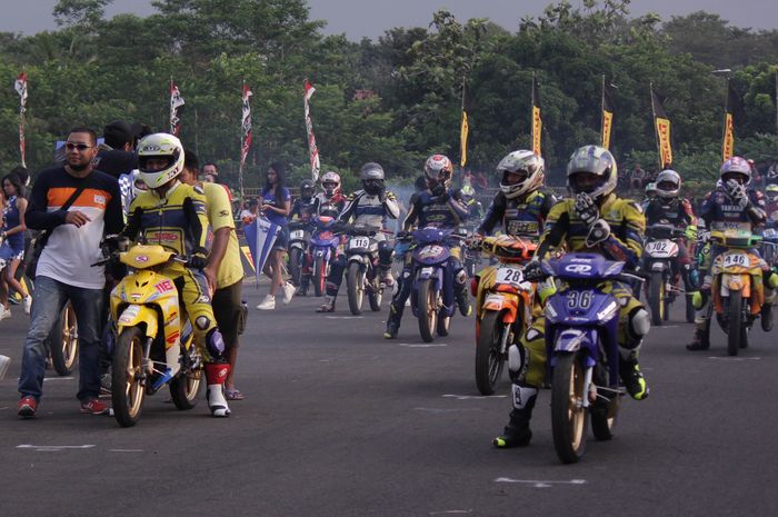 Kelas Ex-rider membuat nostalgia bagi para pecinta balap motor nasional