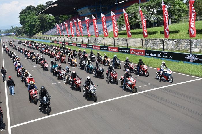 Parade motor Honda di acara ICE Day 2019