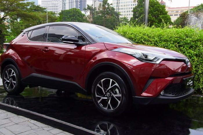 All New Toyota C-HR Hybrid paling murah Rp 523 jutaan