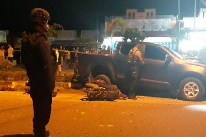 Mobil Toyota Hilux oknum polisi yang menabrak lima mahasiswa