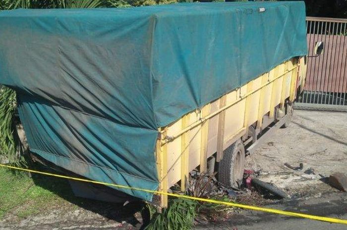 Kecelakaan maut di Lampung, akibat truk mundur tabrak mobil dan motor