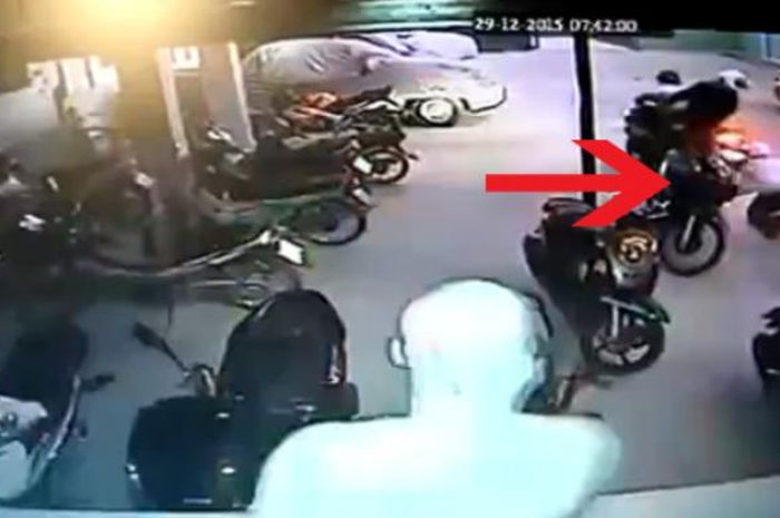 Foto ilustrasi maling motor kepergok