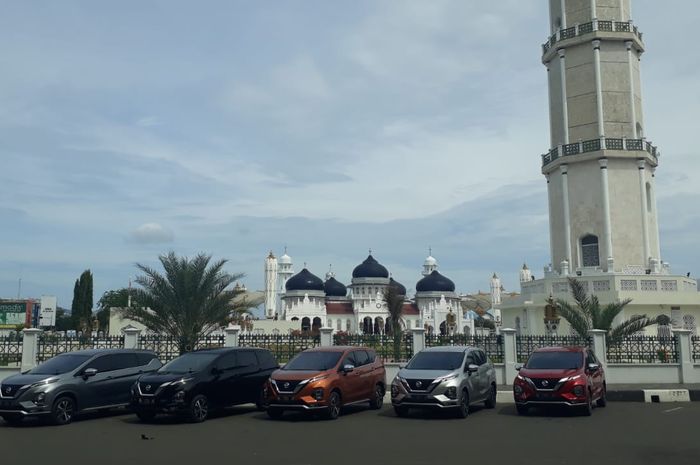 Tes drive Nissan Livina di Aceh