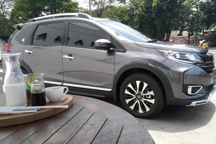 Honda menerapkan switch unit di diler agar jalur distribusi lancar