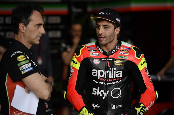 Andrea Iannone, bersama dengan Massimo Rivola.