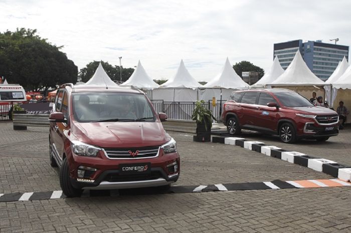 Ilustrasi. Susana di area test drive Wuling di ajang IIMS 2019