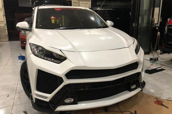 Honda HR-V pasang body kit wajah mirip Lamborghini Urus