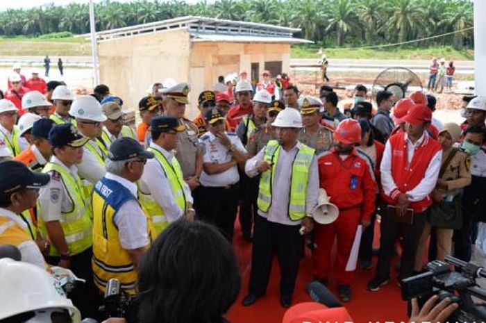 Menhub dan Menteri PUPR meninjau jalur Terbanggi Besar-Palembang