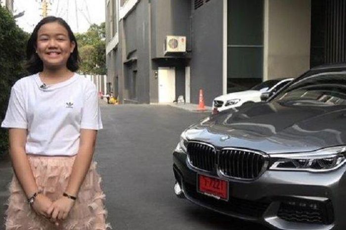 Gadis yang berulang tahun ke-12 membeli BMW Seri 7 M Sport di Thailand