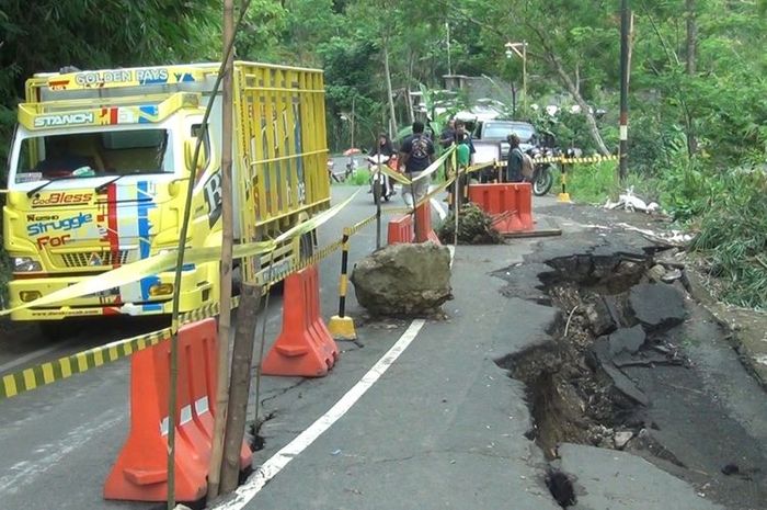 Download 9900 Gambar Hati Hati Mudik Paling Bagus 