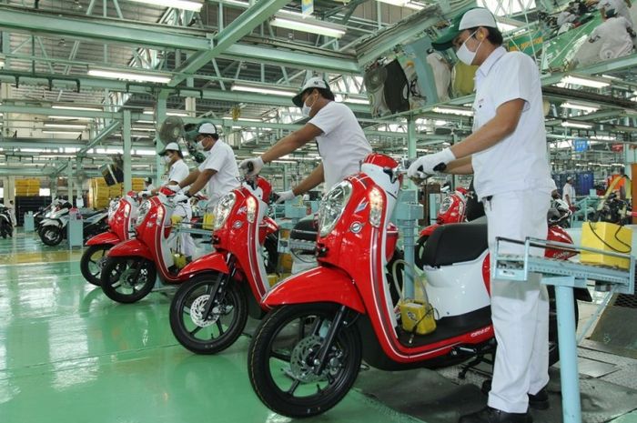 Proses perakitan Honda Scoopy