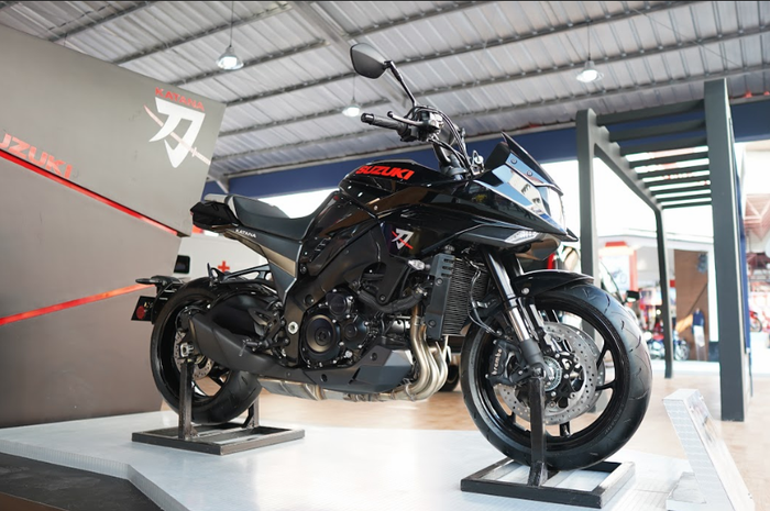 Suzuki Katana, sportbike dengan mesin 1.000 cc yang ditampilkan Suzuki di ajang Jakarta Fair Kemayoran 2019.