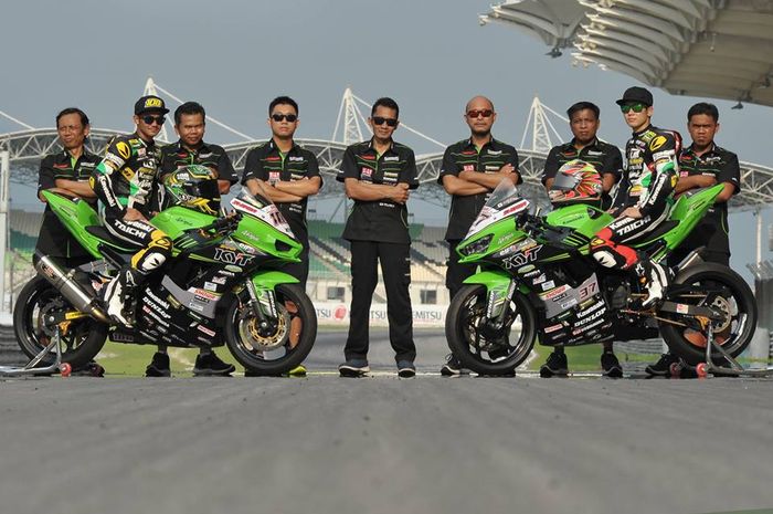 Kedua Kawasaki Ninja 250 milik A.M Fadly dan Aiki Iyoshi akan dapat potongan 500 rpm untuk seri ketiga di Buriram, Thailand