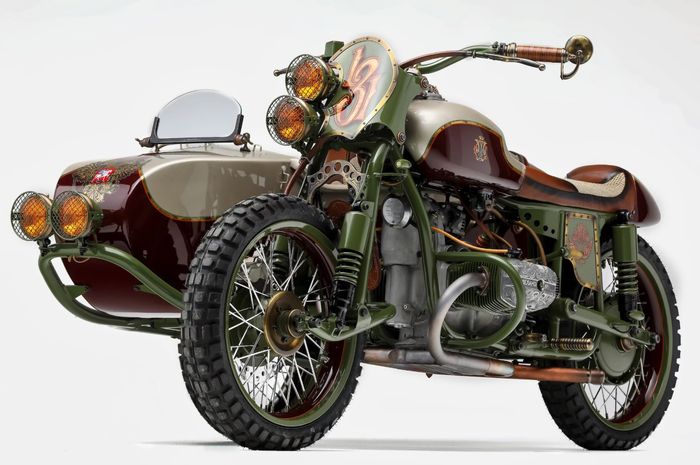 Ural 2WD kustom garapan Le Mani Moto