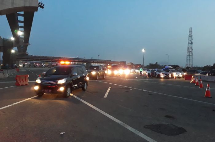 Jasa Marga berlakukan rekayasa lalu lintas contraflow