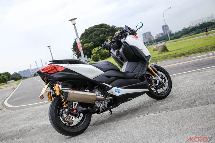 Modifikasi Yamaha XMAX