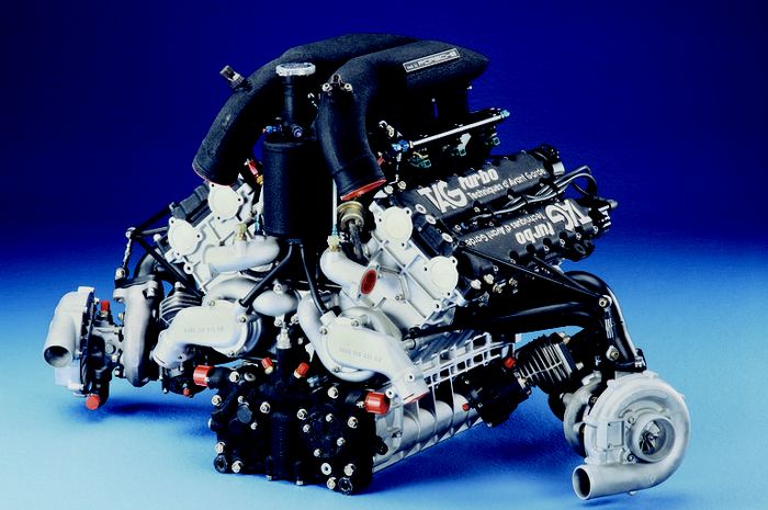 Mesin TAG Turbo V-6 dari Porsche yang digunakan McLaren pada musim F1 1983-1987.