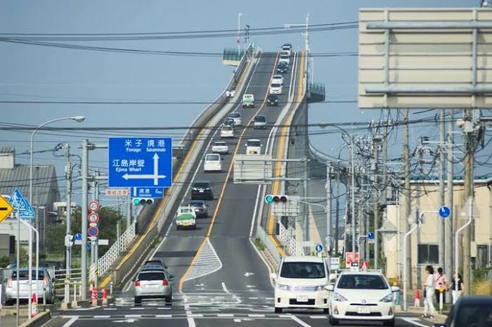 Jembatan Eshima Ohashi, Jepang