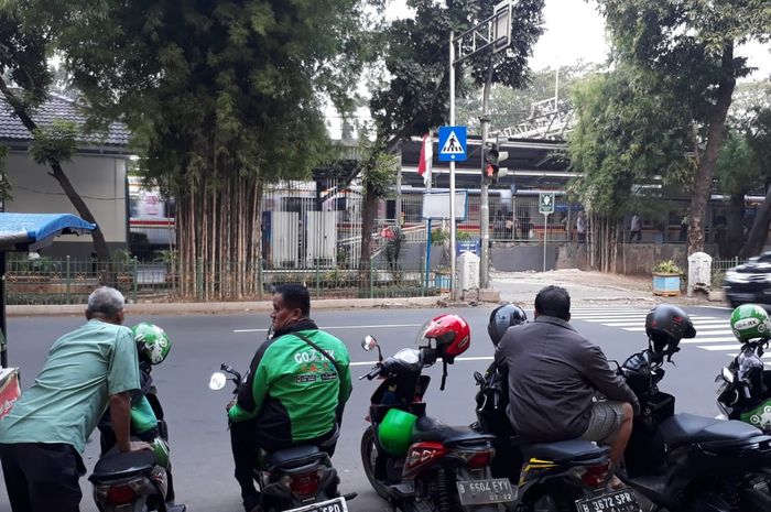 Sejumlah driver ojol merasa keberatan jika diskon yang kerap menarik konsumen dihilangkan.