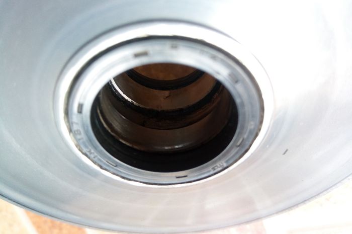 Area pulley depan yang wajib diberi gemuk