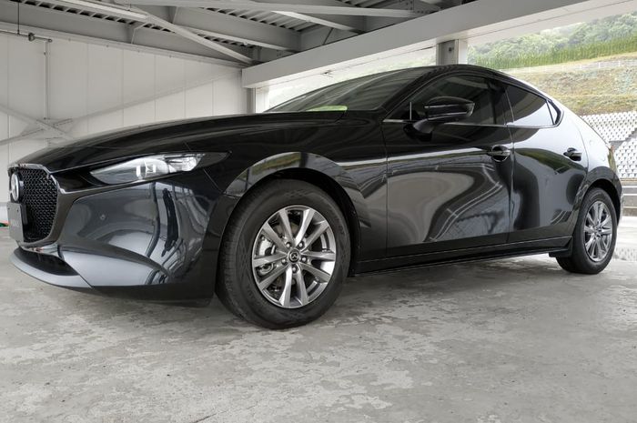 All New Mazda3 yang diperkenalkan secara langsung PT Mazda Motor Corporation (MMC) kepada GridOto.com di Jepang.
