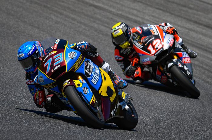 Alex Marquez singkirkan Tom Luthi di Moto2 Catalunya 2019