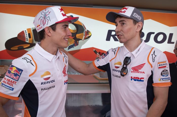 Marc Marquez dan Jorge Lorenzo di MotoGP Barcelona 2019