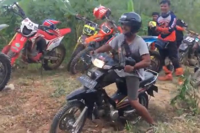 Honda Supra X bikin pengendara trail kagum