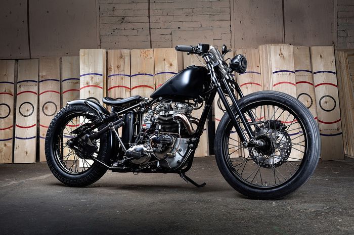 Modifikasi Triumph Bonneville 1970 bergaya bobber