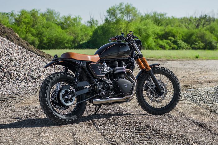 Hombre Las bacterias Lima Triumph Bergaya Scrambler, Inspirasinya Malah Honda CB750 Cafe Racer -  GridOto.com