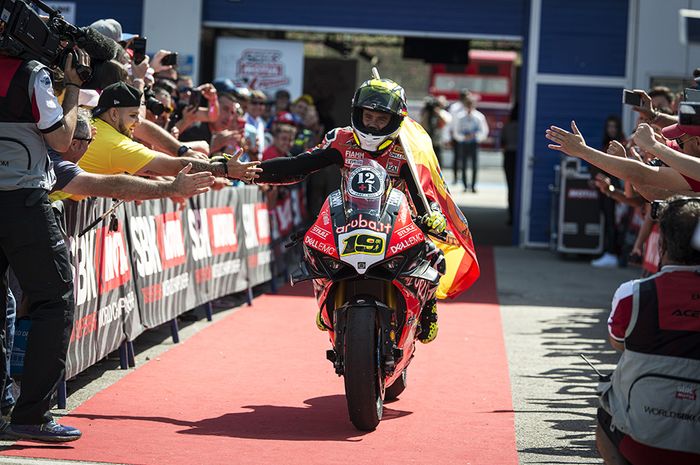 Alvaro Bautista siap tebus kesalahan dari WSBK Italia di sirkuit Imola beberapa waktu lalu. 