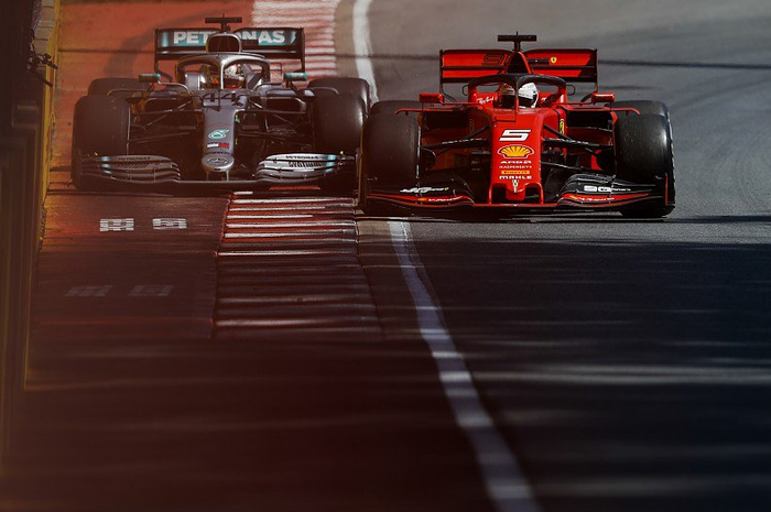 Insiden Sebastian Vettel dan Lewis Hamilton di F1 Kanada