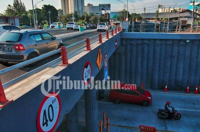 Situasi Underpass Mayjen Sungkono yang baru tiga minggu beroperasi, Sabtu (22/6/2019).