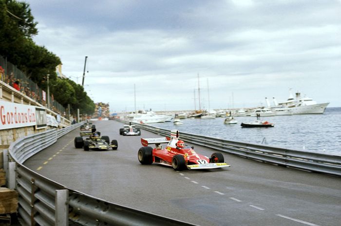 Ferrari 312T yang dipacu Niki Lauda di Monaco Grand Prix 1975