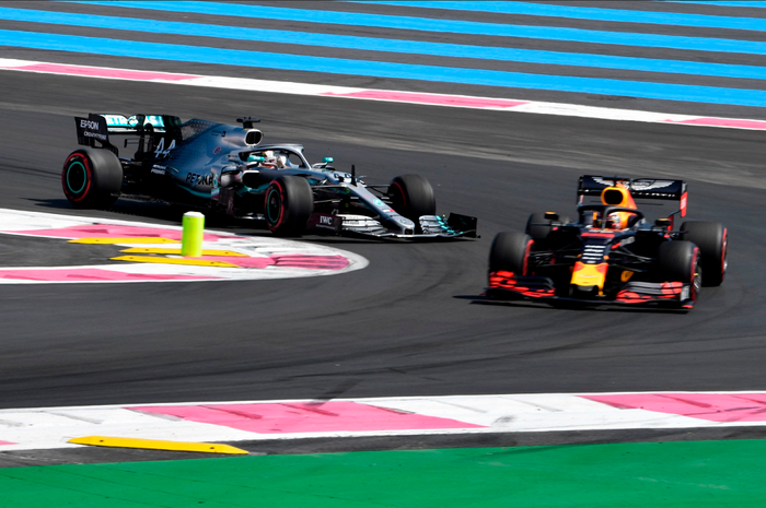Insiden Lewis Hamilton dan Max Verstappen di hari pertama F1 Prancis