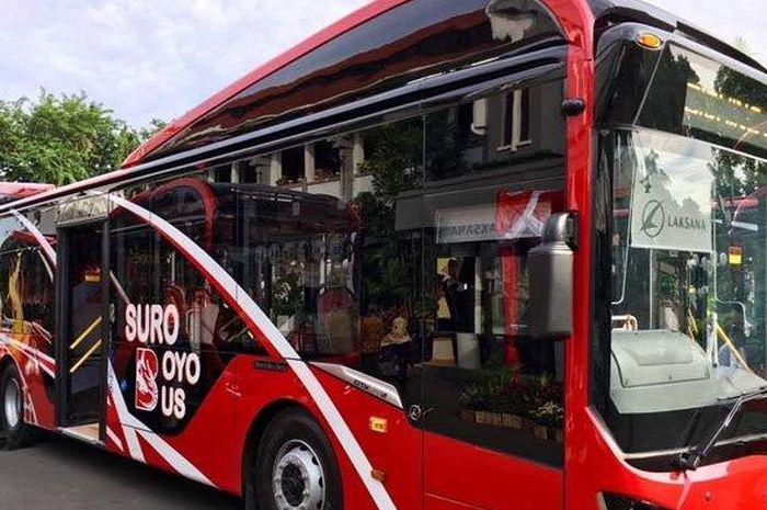 Armada Suroboyo Bus