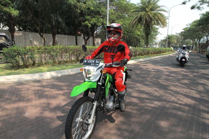 Kawasaki bakal gelar test ride Kawasaki KLX 230 di Otobursa Tumplek Blek 2022