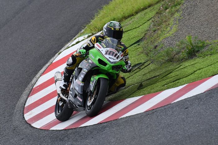 Andy Muhammad Fadly menang telak di balapan pertama ARRC Suzuka (29/6)