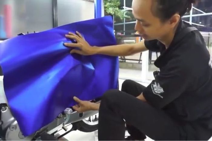 wrapping bidang kecil bikin pemasangan jauh lebih sulit