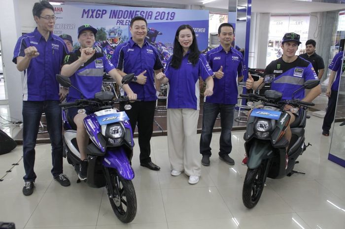 Peluncuran livery baru Yamaha X-Ride di Palembang, Sumsel bersama pembalap Monster Energy Yamaha Factory Racing (5/7)