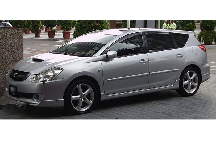Toyota Caldina generasi ketiga