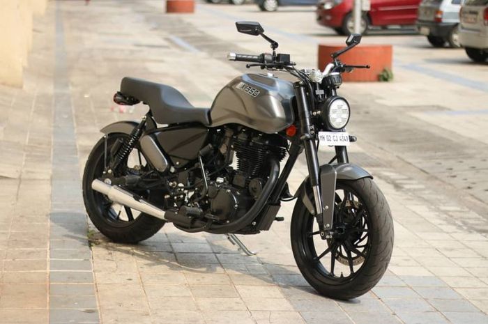 Ryal Enfield 350X  bergaya  naked roadster