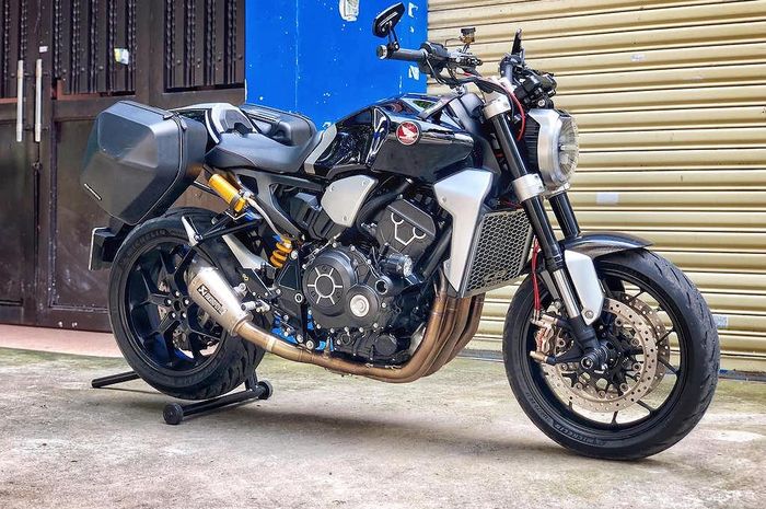 Honda CB1000R dirombak jadi motor turing