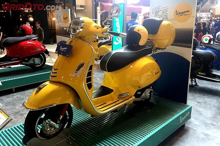 Vespa GTS Super