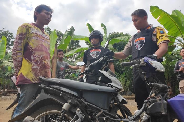 Kapolres Lumajang amankan motor bodong