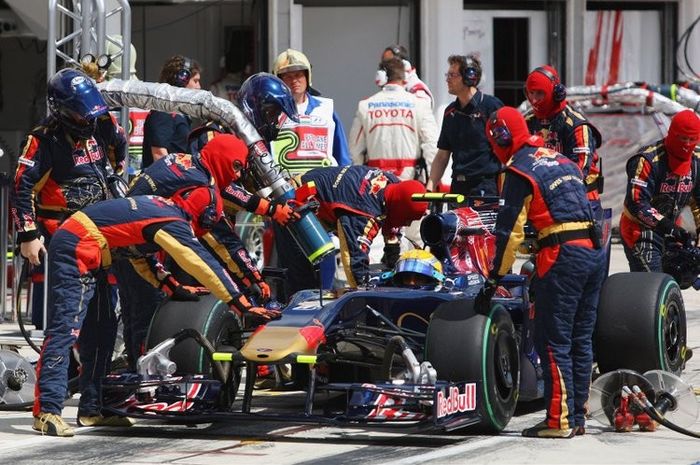 Max Verstappen dukung wacana adanya isi bahan bakar mobil saat pit stop F1