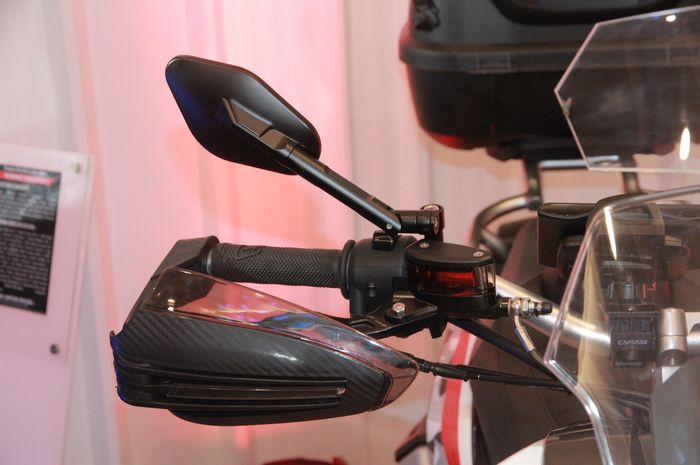 Modifikasi Honda ADV 150 