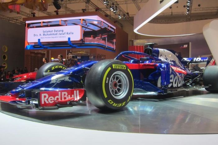 Ini dia mobil F1 Honda yang terpajang di booth Honda di GIIAS 2019