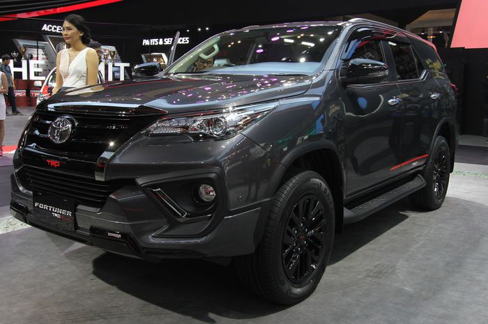 Toyota Fortuner TRD Sportivo