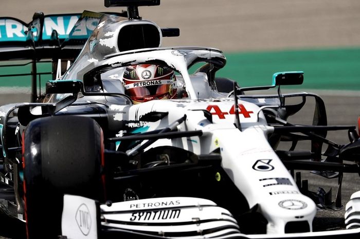 Lewis Hamilton (Mercedes) hampir digantikan Esteban Ocon di F1 Jerman
